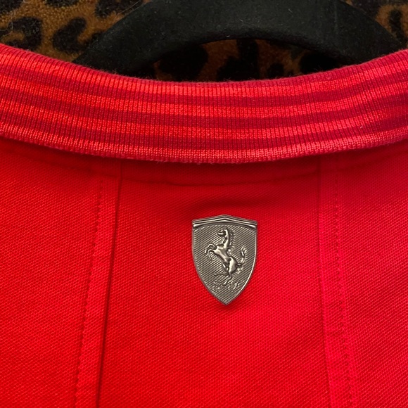 Ferrari Formula 1 Teamwear Polo Shirt Men’s Sz. Medium - Picture 3 of 13